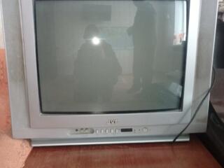 Продам телевизор JVC