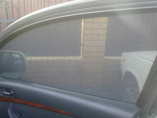 Продам каркасные шторки trokot на toyota avensis t25
