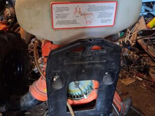 Бензиновый опрыскиватель