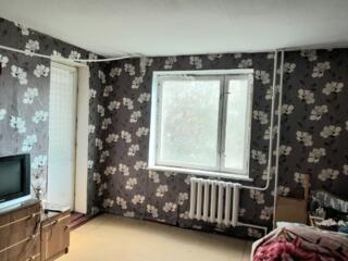 Продам двушку 2/5 в центре пгт Красное (Слободзейский район) ТОРГ