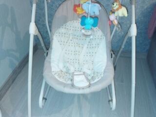 Продам шезлонг - качелю.