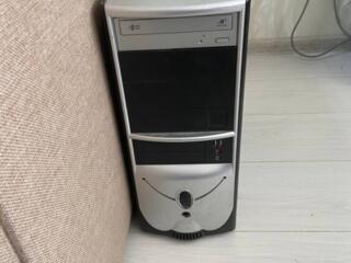 Продам компьютер на запчасти за 100 рублей