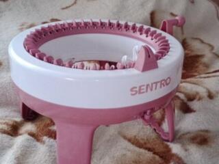 Та самая взальная машинка Sentro (40 спиц) + крючки и ручные спицы