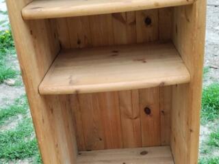 Продам стойку под аппаратуру, натуральное дерево, тяжелая, фирменная