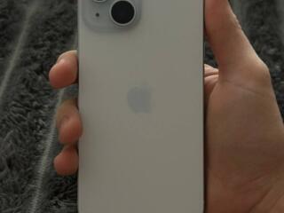 Продам iPhone 15 / 128 GB