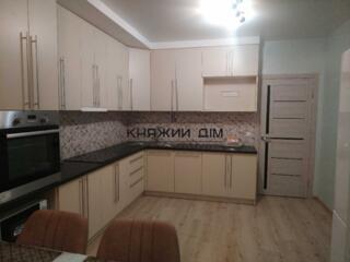 Оренда 2 кімнатної квартири в Святошинському районі по бульвару ...