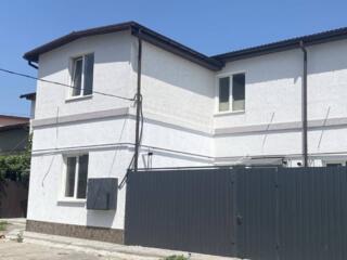 Предлагается к продаже 2-х уровневая квартира в Хаджибеевском районе .