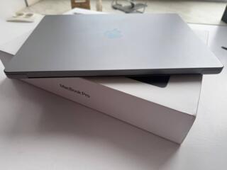 Macbook Pro M1 Pro 16