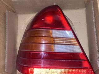 Продам фонарь Mercedes