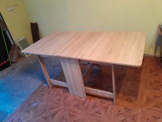 Стол книжка в хор состоянии