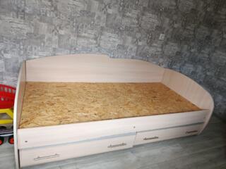 Продам кровать