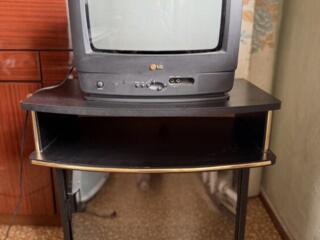 Два телевизора