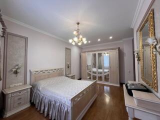 Оренда 3 кім. квартири в новобудові вул. Сахарова