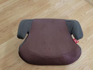 Автокресло - бустер