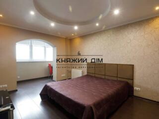 #128293; Стильна 1-кімнатна квартира з видом на парк та озеро — вул. .