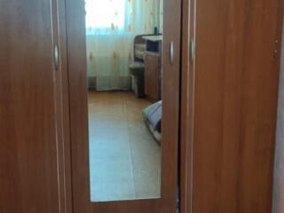 Продам шкаф