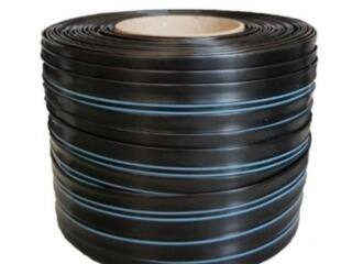 Все для капельного полива и мульчирующая пленка для огородов.