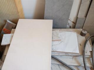 Плитка цельная и плиточные обезки