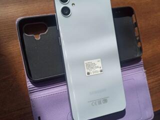 Смартфон для любимой бабули