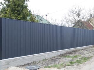 Заборы из профнастила.