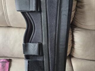 Продам удобный коленный ортез (б/у)