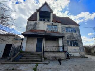 Эксклюзивный вариант! Дом 4 уровня, 256 кв. Торг.