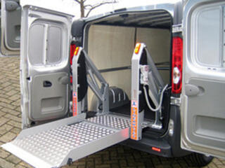 Se vinde lift hidraulic.