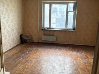 Продается 2 комнатная квартира.