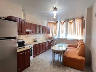 Продам квартиру в ЖК Вернисаж, ул. Костанди 45.5 квм