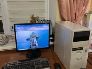 Продам системный блок + монитор (полный комплект готовый к работе)