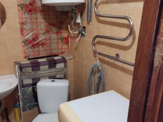 Сдаю однокомнатную квартиру в Октябрьском.