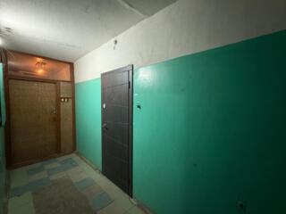 Продам квартиру 43 кв. м., 13/16, ул. Ген. Бочарова/Крымская.