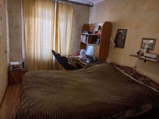 Оренда 2-к.кв. на Березняках по вул. Павла Тичини 12а, загальна площа 