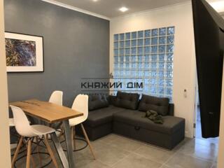 Пропонується в оренду 2-х кімнатна квартира 75 кв.м по вул. Андрія ...