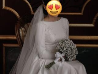 Vând Rochie de Mireasă de Poveste – Model Prințesă – Trenă Detașabilă
