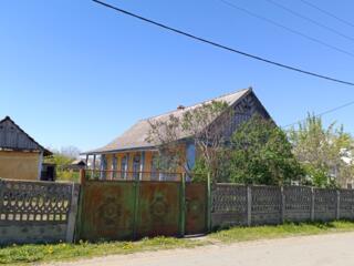 Дом под дачу, ремонт или снос.