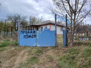 Продается райский уголок у озера.