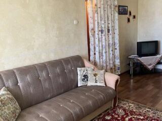 Сдаю хорошую однокомнатную квартиру в Октябрьском (ул. Айвазовского).