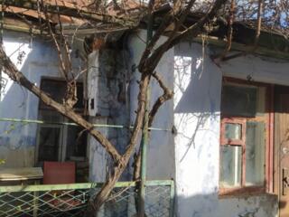 3-ком. кв. 45 кв. м. Центр Сенная-Мариупольская, в уд. л/кух, под ремонт