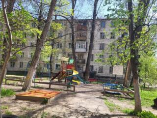 Apartament cu 2 camere, Râșcani.