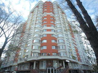 1-комнатная квартира, Ботаника.