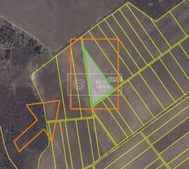 Se oferă spre vânzare un teren agricol în sat Colonița, cu suprafața .