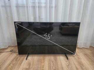 Продам телевизор Samsung UE43U8000FUXUA