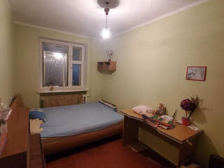 Продам квартиру 105 кв. м., 1/10, ул. Бугаевская/Балковская.