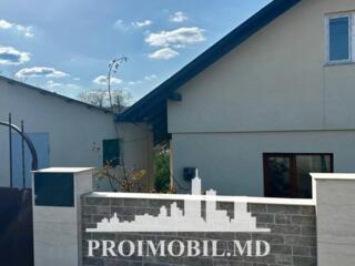 Vă propunem spre vânzare această casă în Strășeni, str. Veronica ...