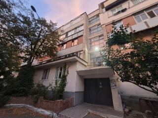 Apartament cu 3 camere, Poșta Veche.