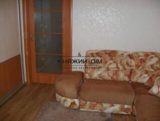 Оренда 2 к квартири, вул. Ревуцького, 42, метро Харківська 3 хв ...