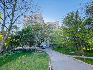 Parc! Sec. Riscani, str. Miron Costin. 2 camere. Reparatie Medie!!!