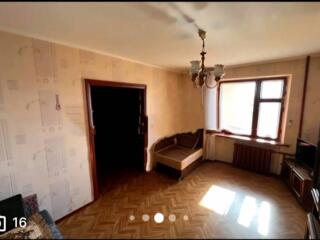 Продається затишна квартира, розташована на 12-му поверсі. Загальна ..