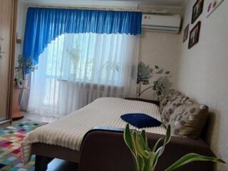 Продам 2-комн квартиру на Затонского